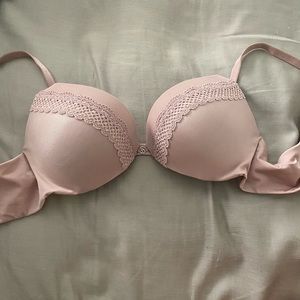 VS bombshell bra